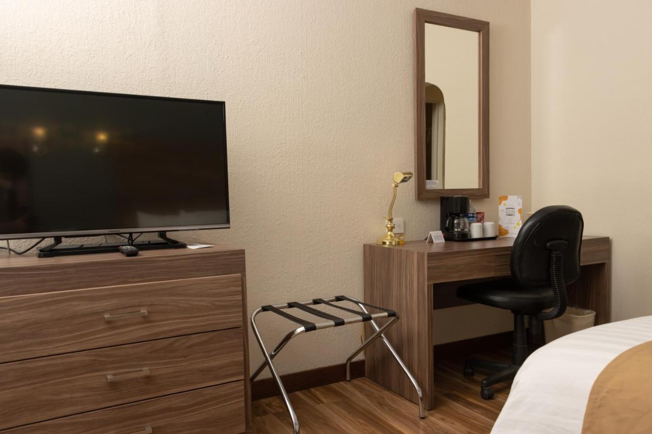 Best Western Cumbres Inn Cd. Cuauhtemoc Εξωτερικό φωτογραφία